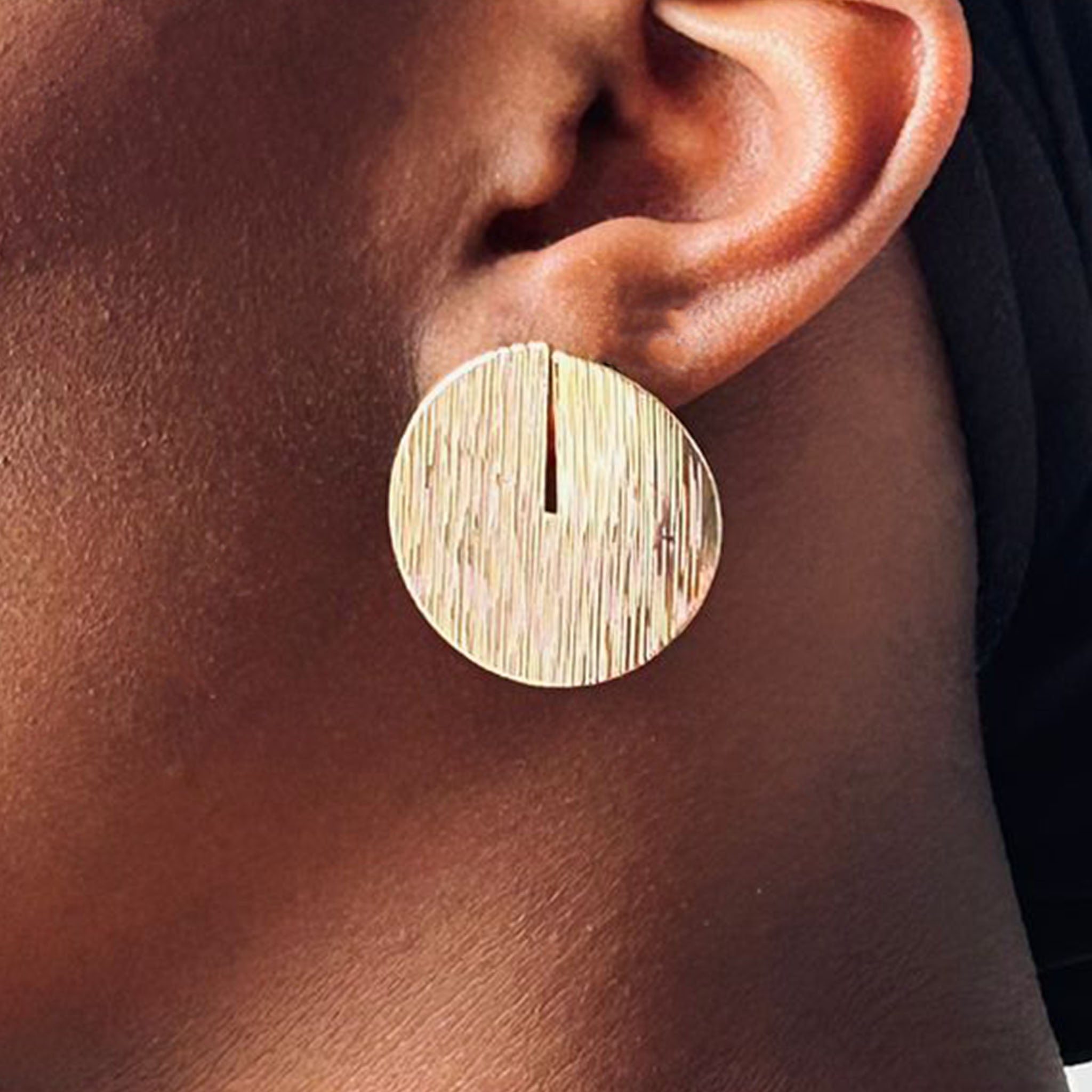 Aïssa | Boucles d'oreilles dorées en acier inoxydable