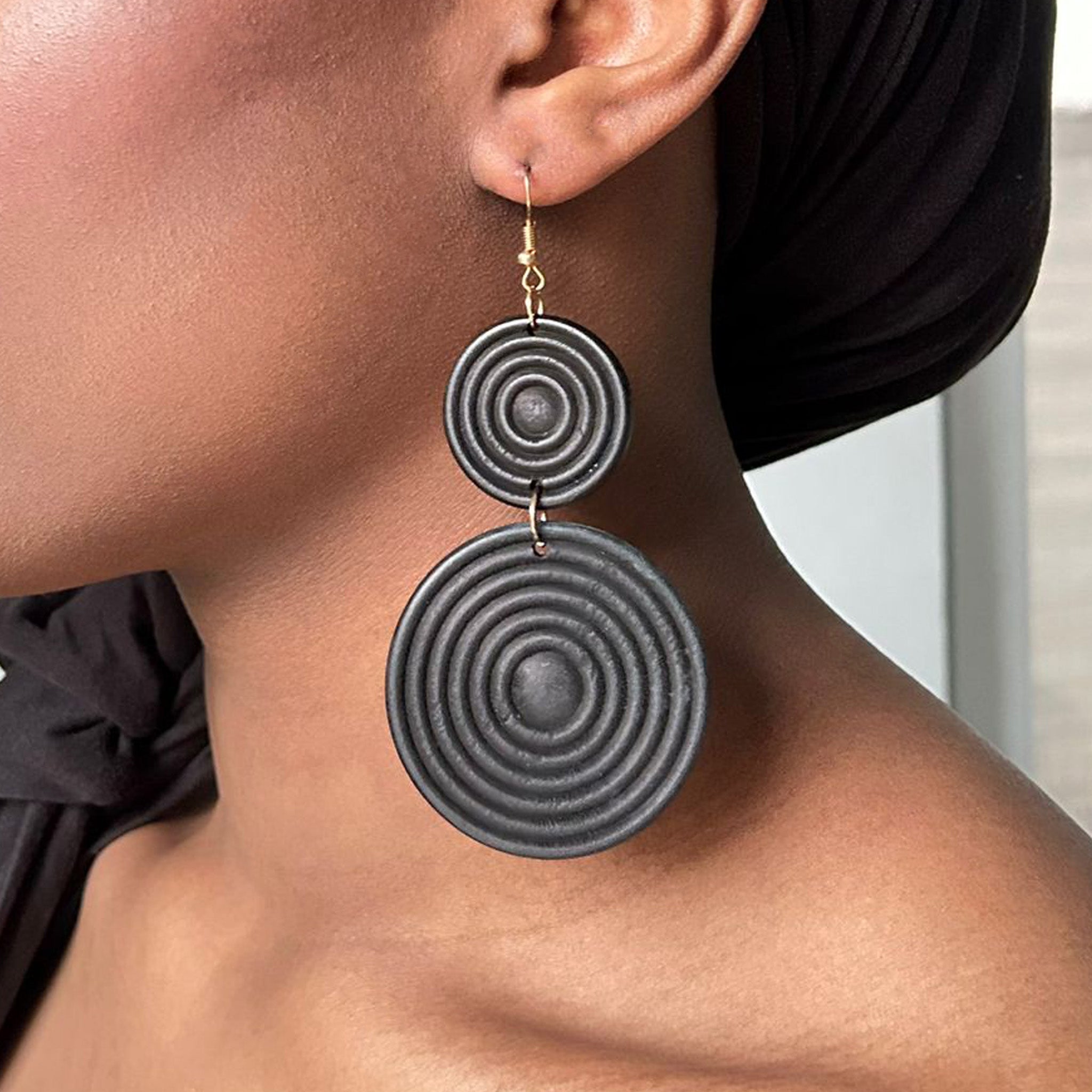 Makena | Boucles d'oreilles pendante façon bois